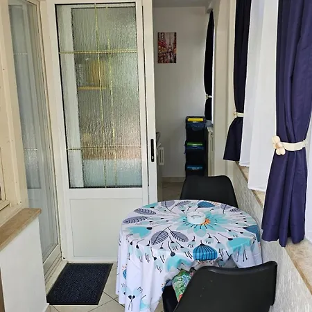 Apartment Gabriela *